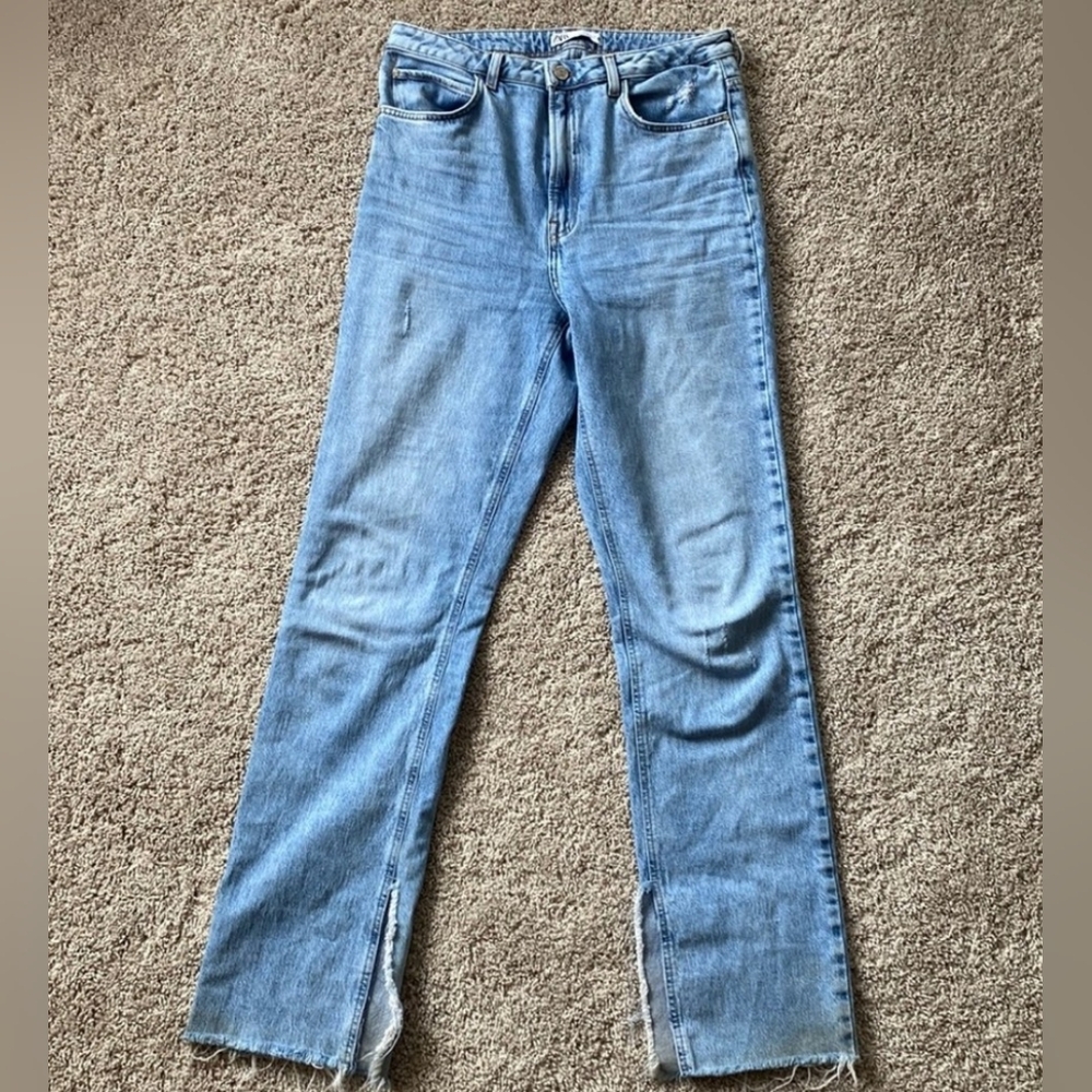 Zara  Distressed Long Jeans